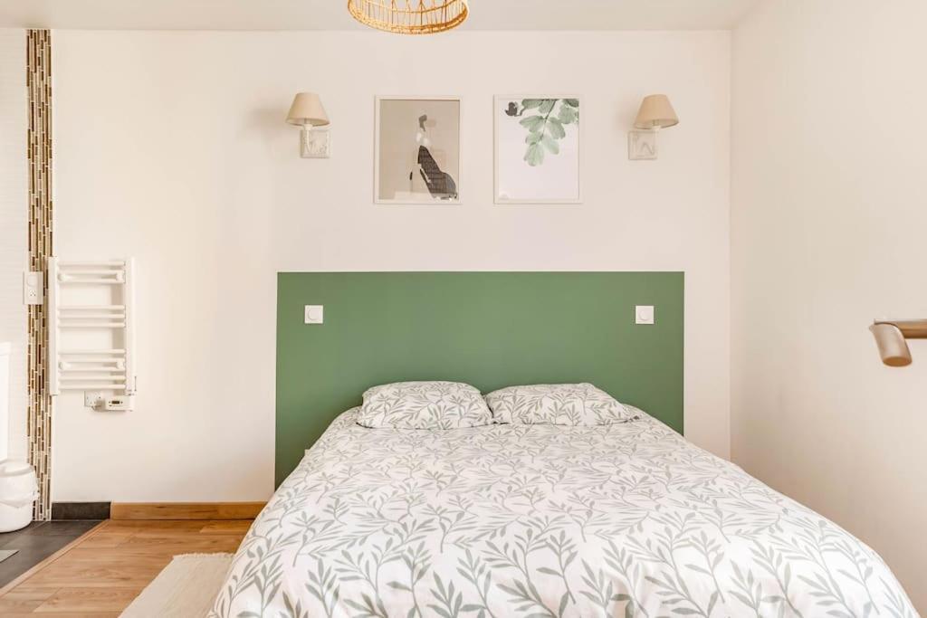 Maison Tourangelle Chic & Cosy Avec Cour Tours Exterior photo